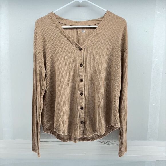 SO Woman's Size XS Button Up Sweater in Tannery Peach - Picture 1 of 5